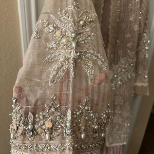 Long crushed dress with embroidered coat